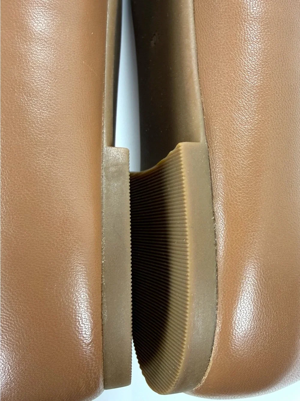 Tory Burch Reva Ballet Flats 10.5 Camel Leather Gold Logo Medallion Shoes
